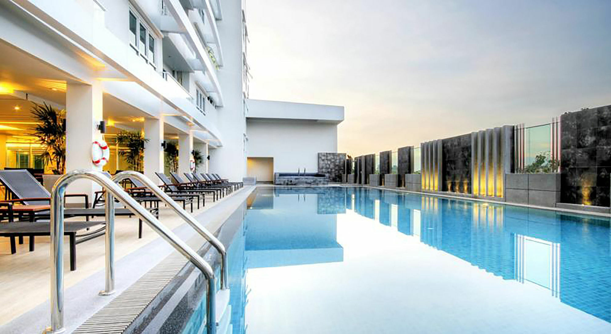 Classic Kameo Hotel & Serviced Apartments, Ayutthaya Ngoại thất bức ảnh